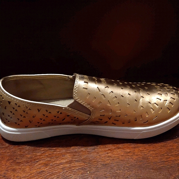 Sugar Shoes - LIKE NEW-Rose Gold memory foam loafers-SZ 8